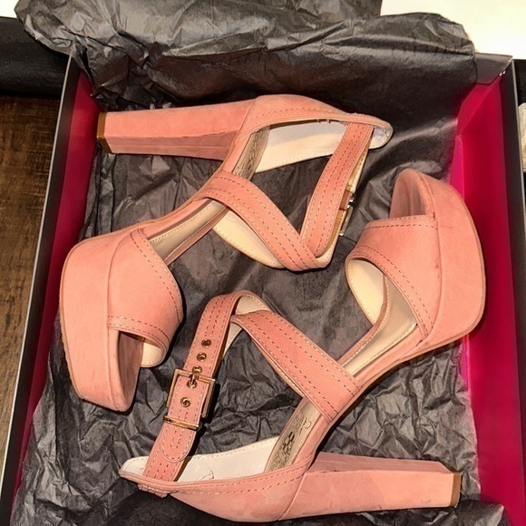 Vince Camuto pink suede platform shoes size 7 “Shayla” - Picture 1 of 10